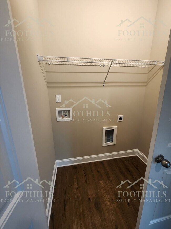 Building Photo - 113 Cypress Run