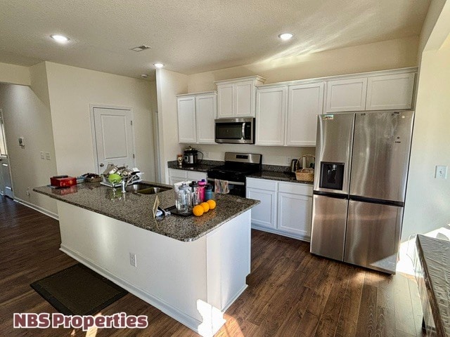 Building Photo - 12020 Spearmint Ln