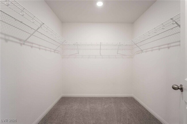 Building Photo - 5905 Becklow Gdns Ave