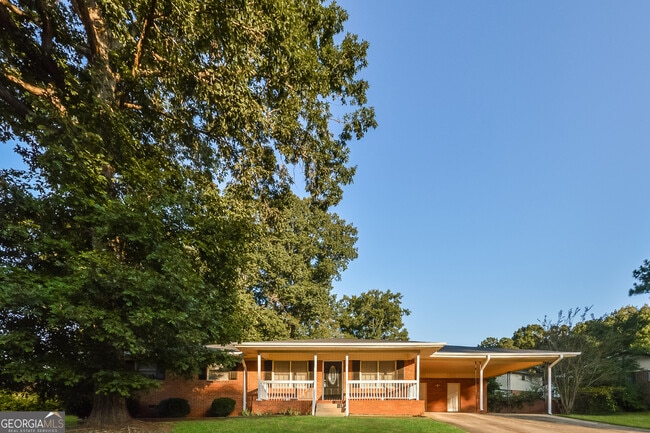 Primary Photo - 10803 Mallard Dr