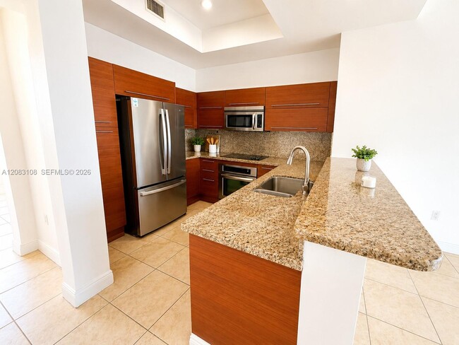 Building Photo - 2681 N Flamingo Rd
