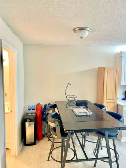 Building Photo - 4045 Shannon Brown Dr