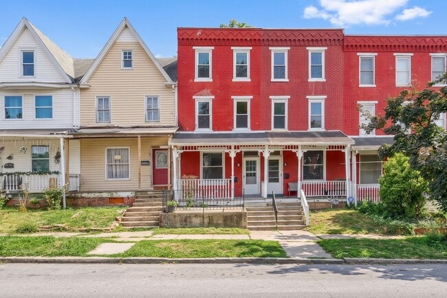 Building Photo - 515 Seneca St