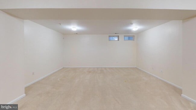 Building Photo - 26071 Ridge Manor Dr