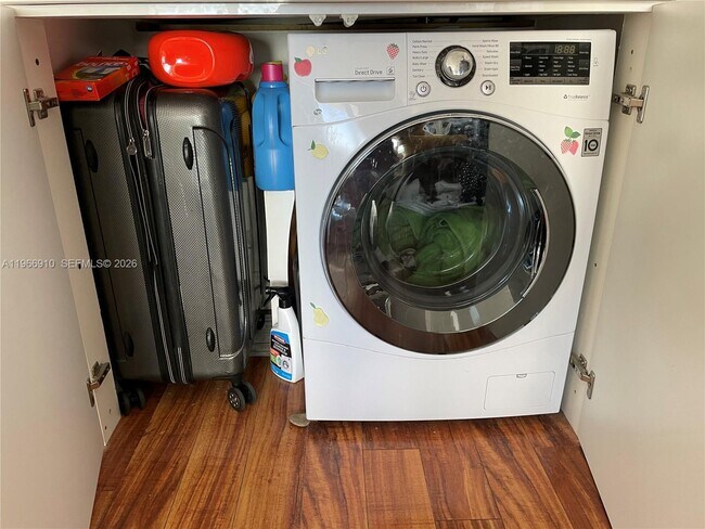 Building Photo - 1200 West Ave