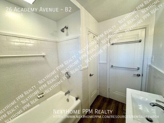 Building Photo - 26 Academy Ave