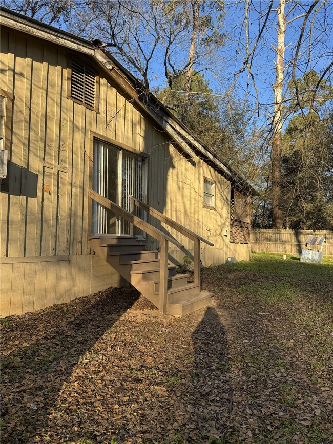 Building Photo - 705 Smokey River Bend