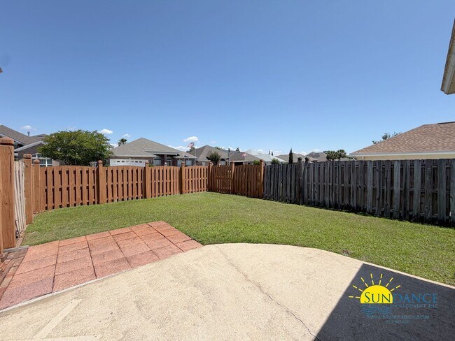 Building Photo - Updated 3BR Home in Gated Bridgeport Colony Near Hurlburt & Eglin AFB!