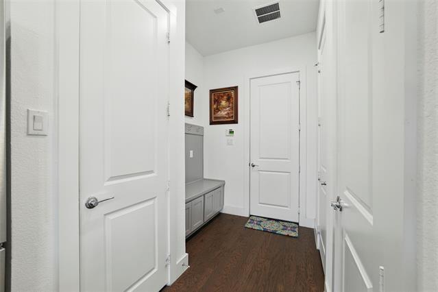 Building Photo - 1078 Maverick Dr