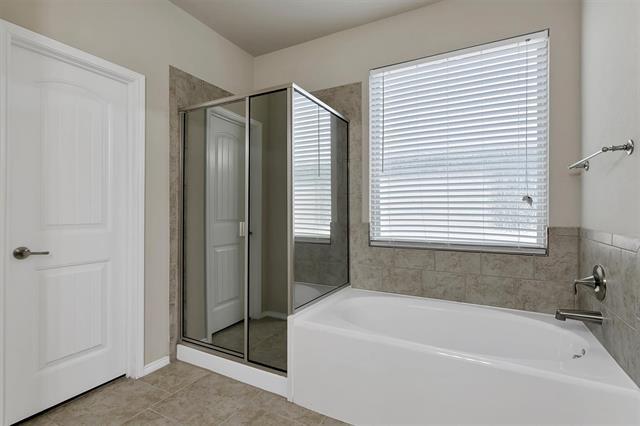 Building Photo - 11824 Kurth Dr