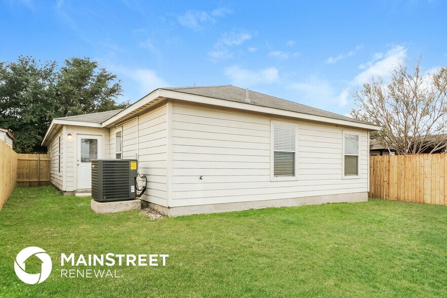 Building Photo - 11439 Coral Canyon