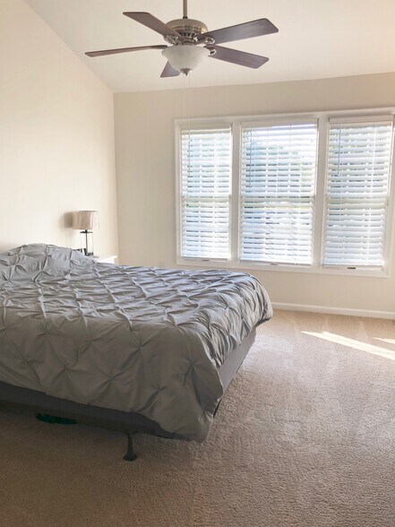 Master Bedroom - 1019 Wingate Ct
