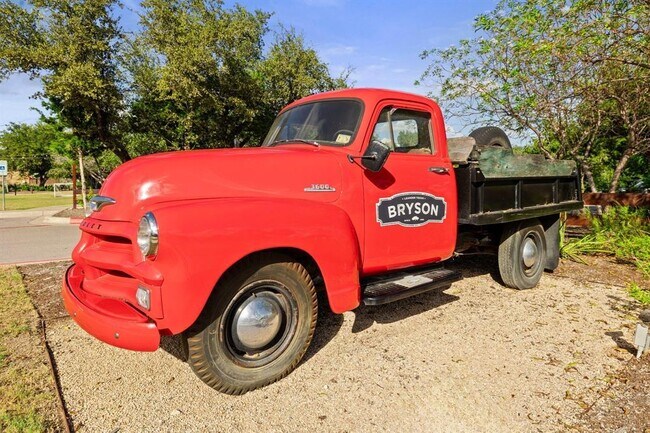 Building Photo - 1008 Willie Rnch Wy