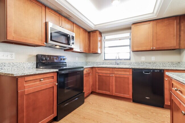 Building Photo - 4726 Addax Dr