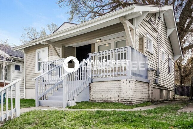 Building Photo - 3 Bedroom Pet-Friendly Home in Louisville,...