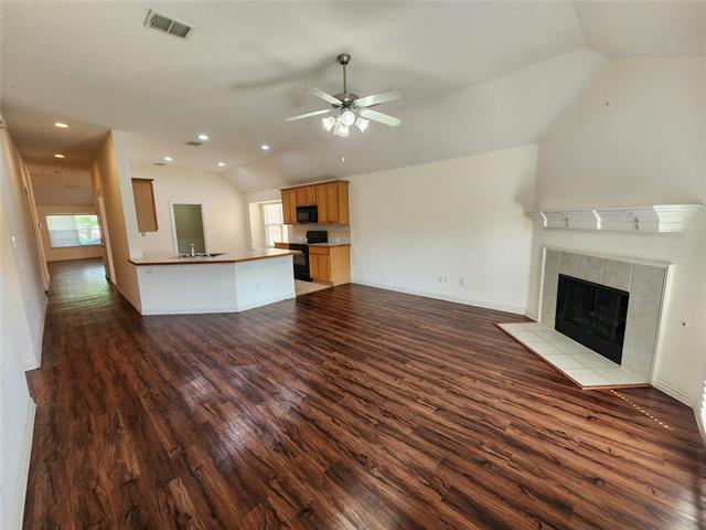 Building Photo - 3216 Chesington Dr