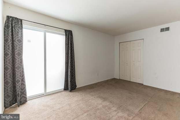 Building Photo - 1805 Bromley Estate