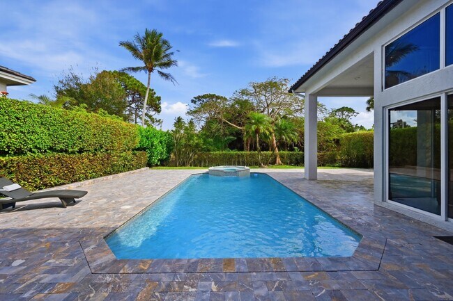 Building Photo - 5006 NW 24th Cir