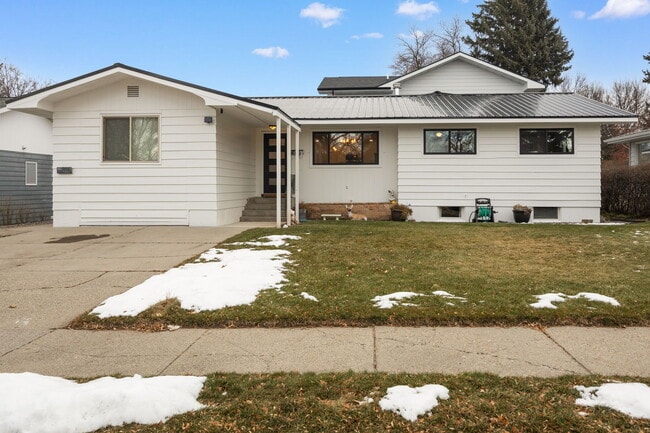 Building Photo - 420 N 6th Ave