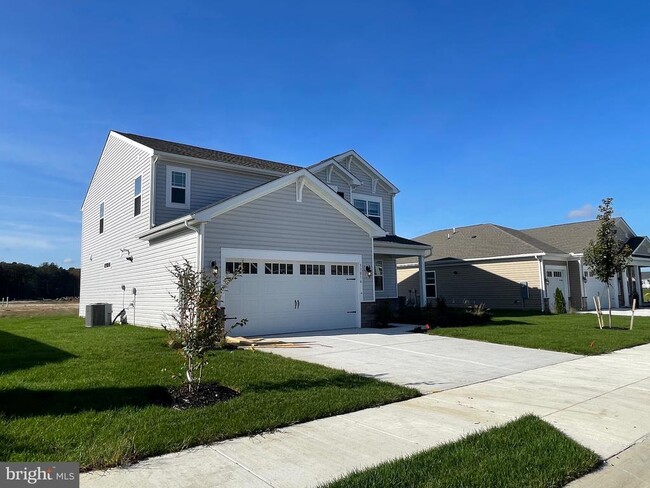 Building Photo - 33016 Blue Iris Rd