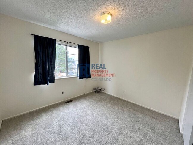 Building Photo - 5812 Granby Hill Dr