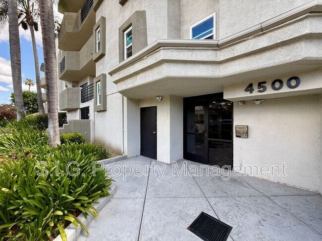 Building Photo - 4500 Laurel Canyon Blvd