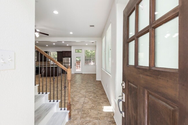 Welcome home! - 14 Cheswood Manor Dr