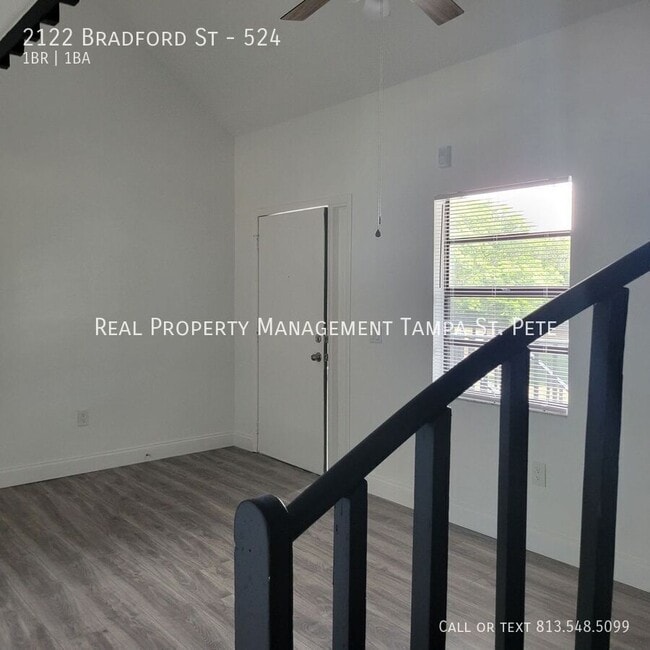 Building Photo - 2122 Bradford St