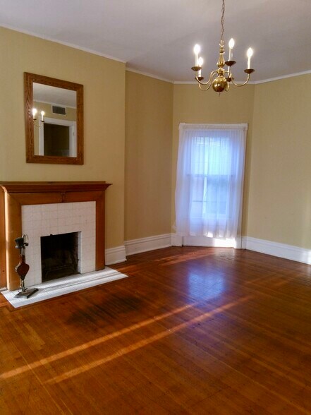 Building Photo - 1436 S 3rd St