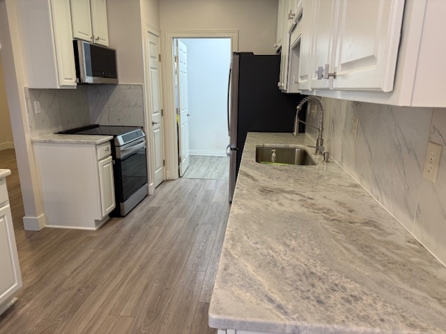 Building Photo - 8003 Pinnacle Point Dr