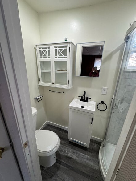 Building Photo - 3833 Monroe Ave