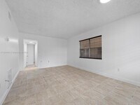 Building Photo - 15391 S Dixie Hwy