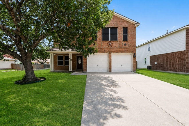 Building Photo - 15811 Borwick Ln