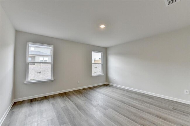 Building Photo - 2357 Whitworth St