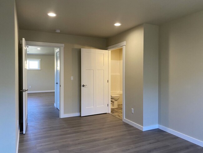 Building Photo - Brand New Construction