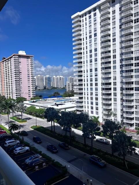 Building Photo - 230 174th St