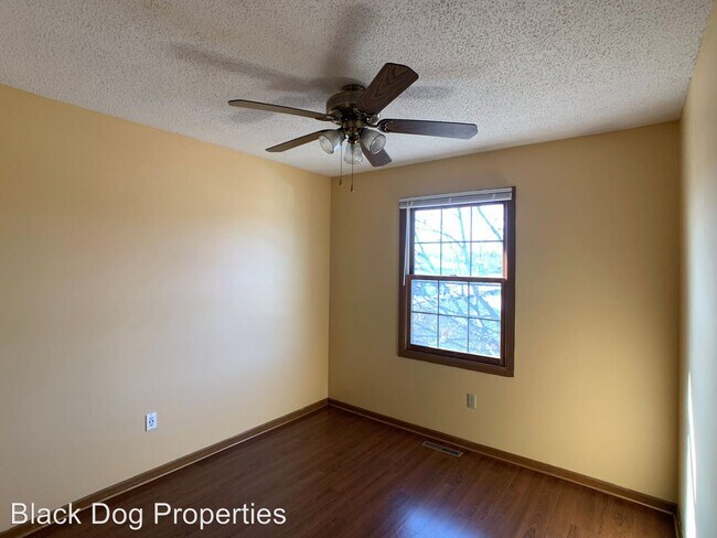 Building Photo - 2500 Candlecrest Cir