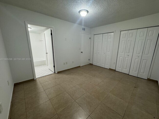 Building Photo - 6278 W 22nd Ct