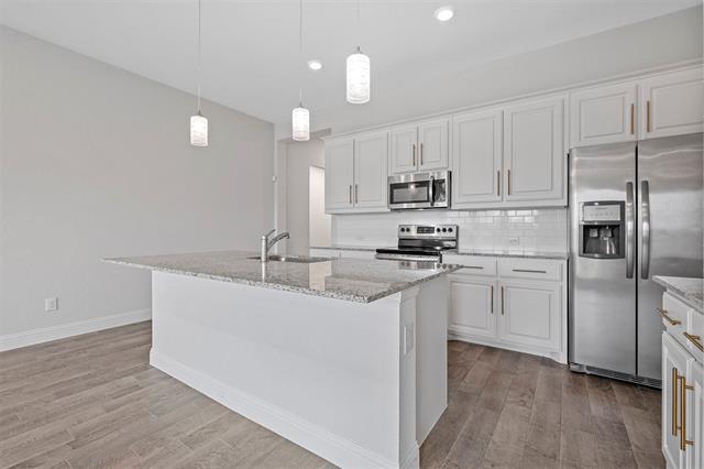 Building Photo - 1449 Eagle Nest Dr