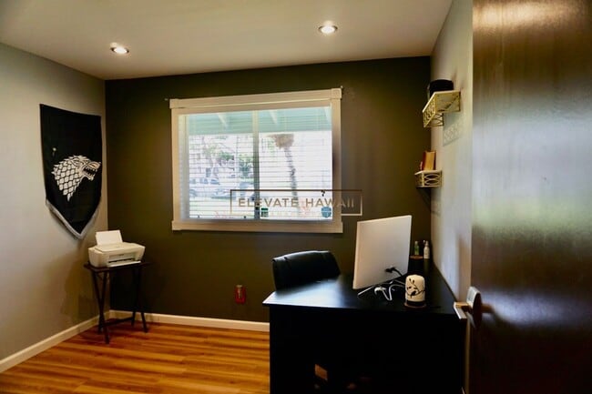 Building Photo - CHARMING & MODERN 2 BED 2 BATH 2 PARKING T...