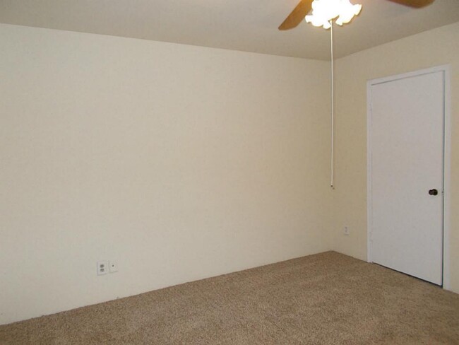 Building Photo - 800 Post Oak Blvd