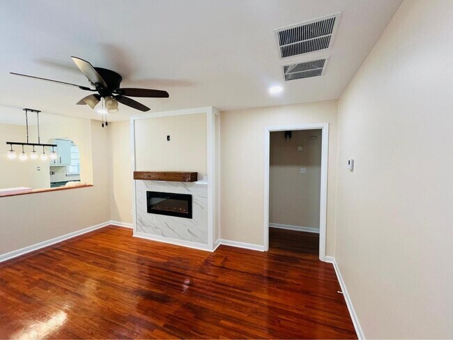 Building Photo - 1411 Whitten Rd