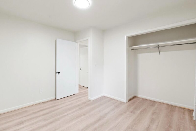 Building Photo - 3709 Evergreen Ln