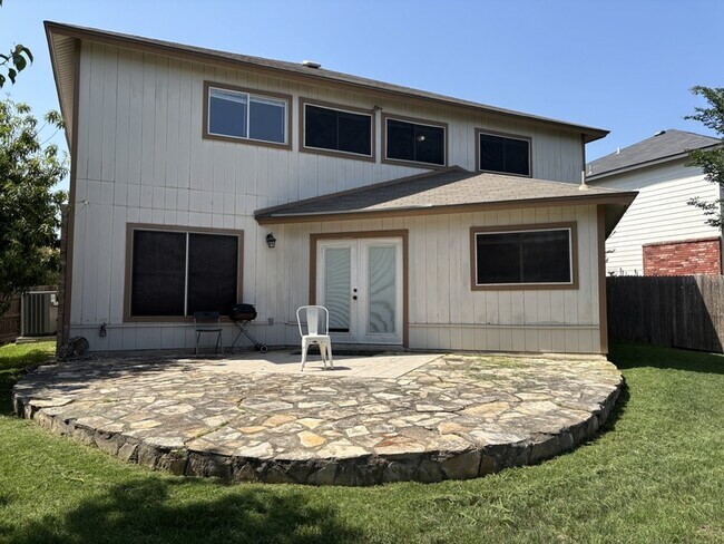 Building Photo - 5850 Spring Pebble