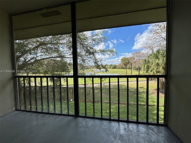 Building Photo - 8060 Fairview Dr