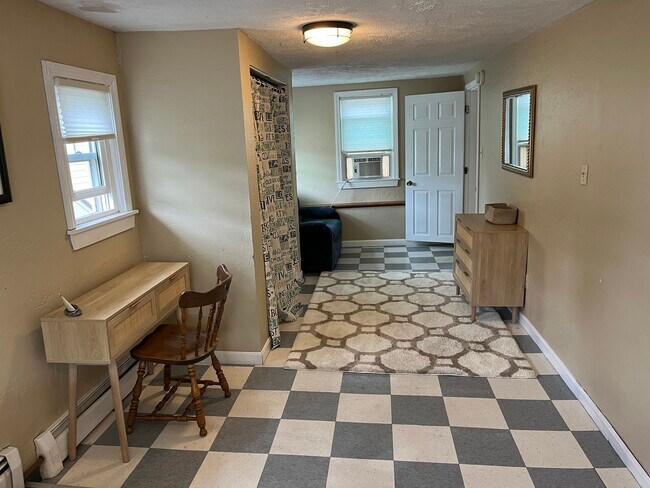 Building Photo - 7 Carll Ave