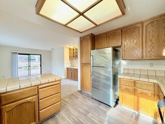 Building Photo - Beautiful Well Kept 3 bedroom for Rent - Folsom