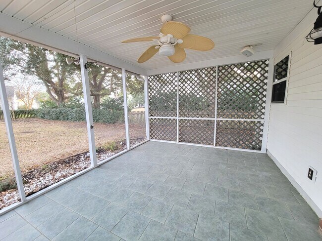 Building Photo - Stunning four bedroom in Charleston National on large lot - Mt. Pleasant