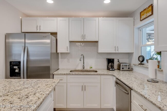 Building Photo - 101 E Dover St