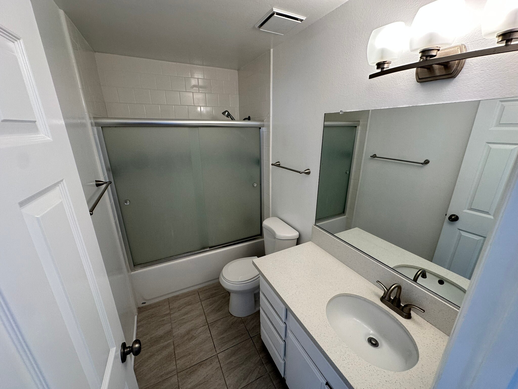 Upstairs Bathroom - 2438 Brittany Woods Ln